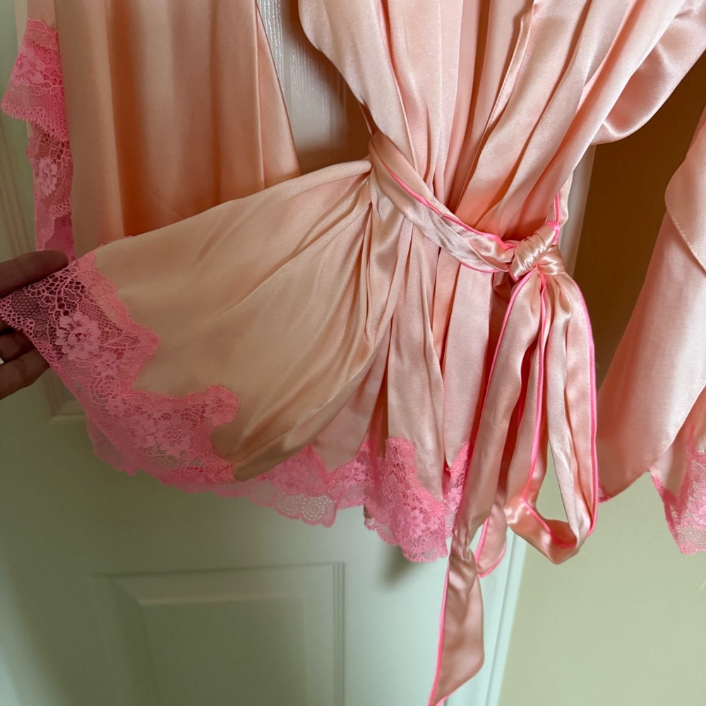 Victoria's Secret Blush Satin Robe with Pink Lace - Picture 3 of 6